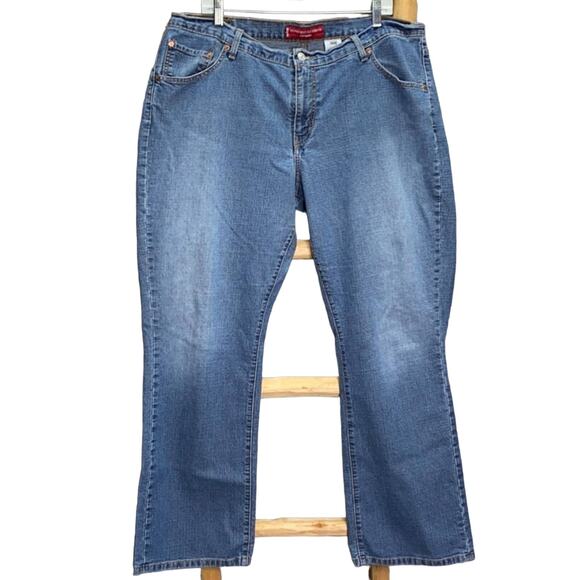 Levi Nouveau Bootcut Stretch 515 20M - Picture 1 of 6